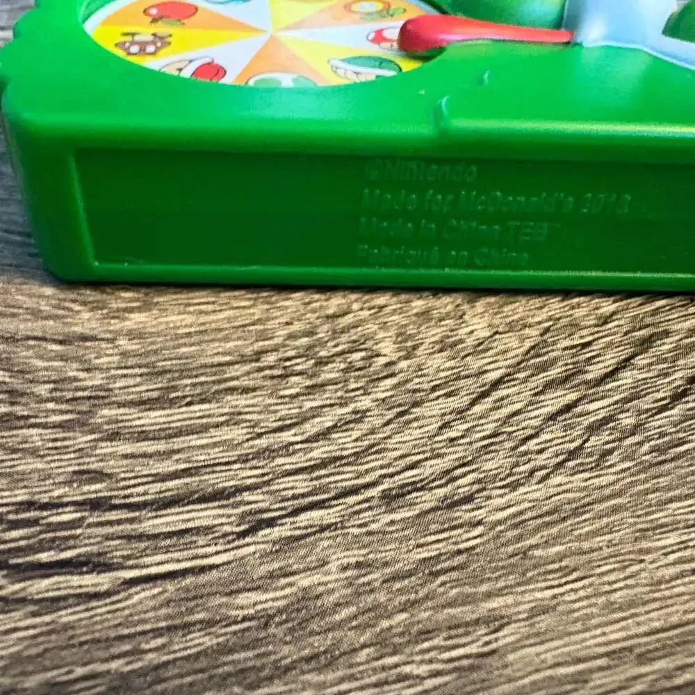 Nintendo Super Mario Bros Yoshi Spinner Game 2018 McDonald's Happy Meal Toy